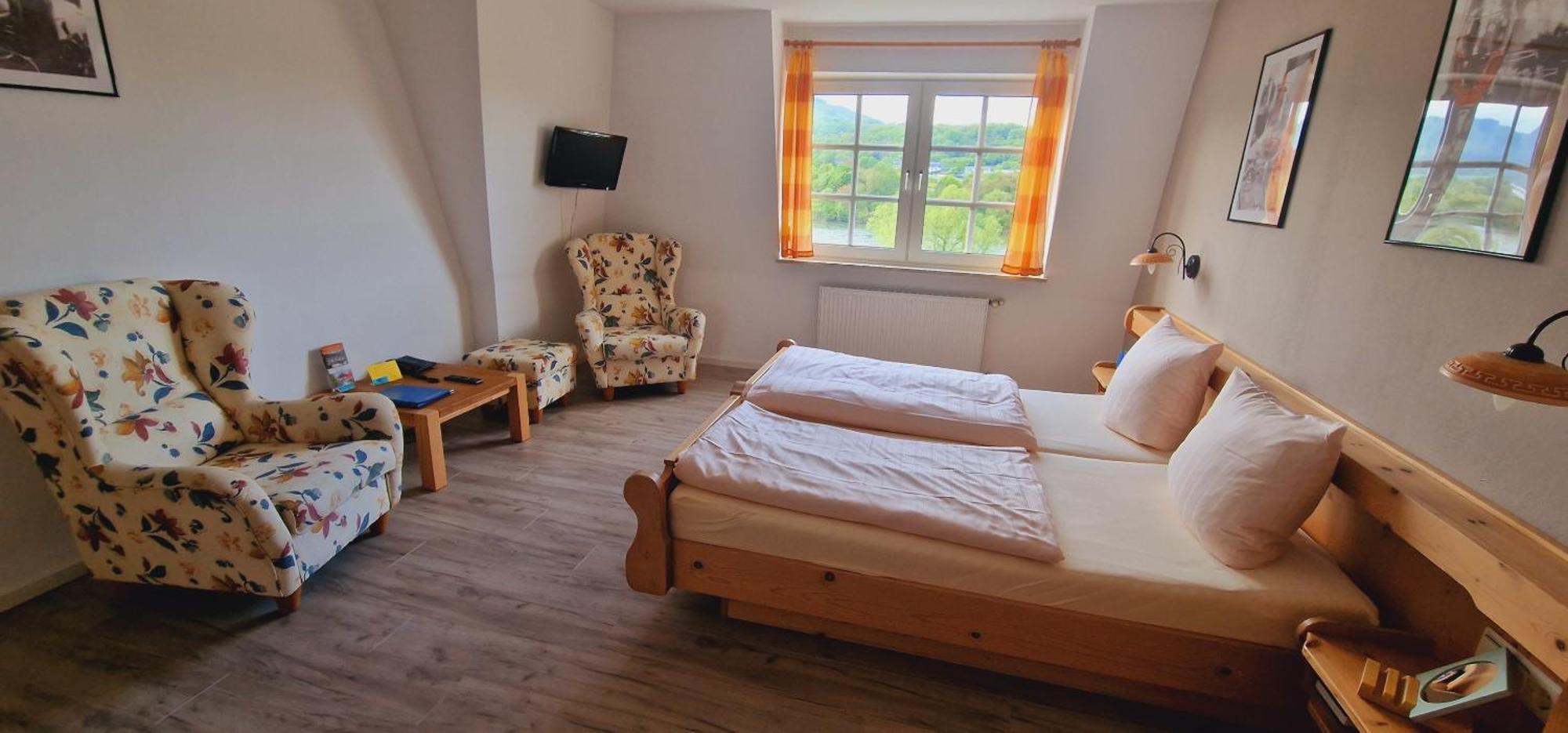 Hotel-Weinhaus Stettler Lieser Exteriér fotografie